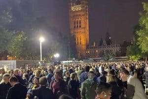 Pilgrims process: all faiths and none queue to pay tribute to their Queen