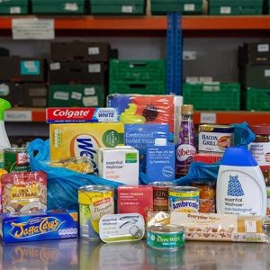 254_Contents-of-a-food-parcel-9802_Approved-for-external-use_©Richard-Haydon