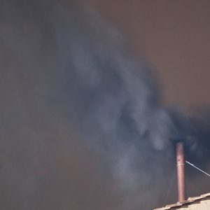 conclave black-smoke-1
