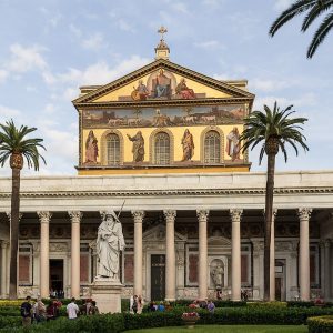 Basilica of St Paul Outside the Walls Rome_(IT),_Sankt_Paul_vor_den_Mauern_--_2013_--_3982